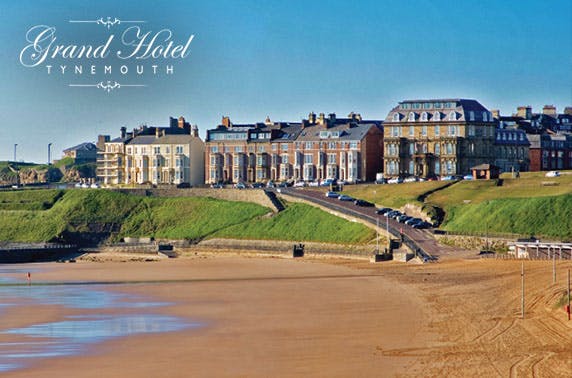 Tynemouth seafront escape - £69