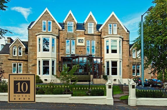 Outdoor dining at 4* Number 10 Hotel