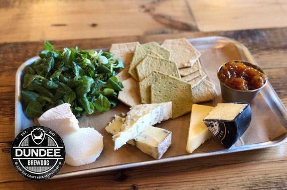 BrewDog Dundee gin flights & cheeseboard